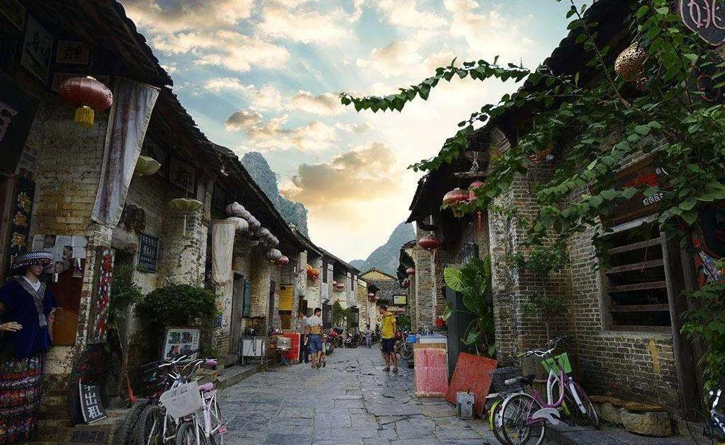 2016年,泰国“最美人妖”嫁给北京富豪,如今他们过得怎么样了?